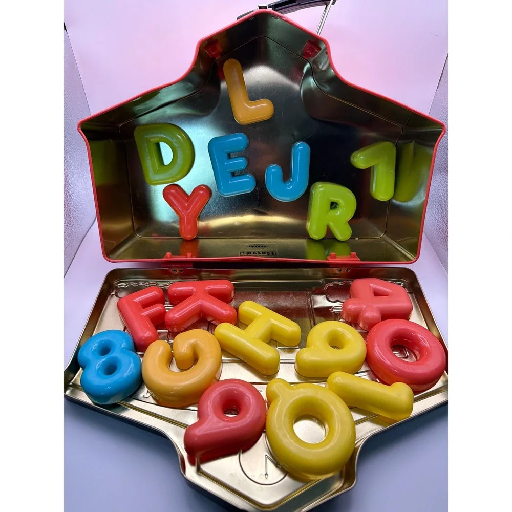 Parents Magazine Magnet School Tin Battat Educational Toy Letters Numbers Cards